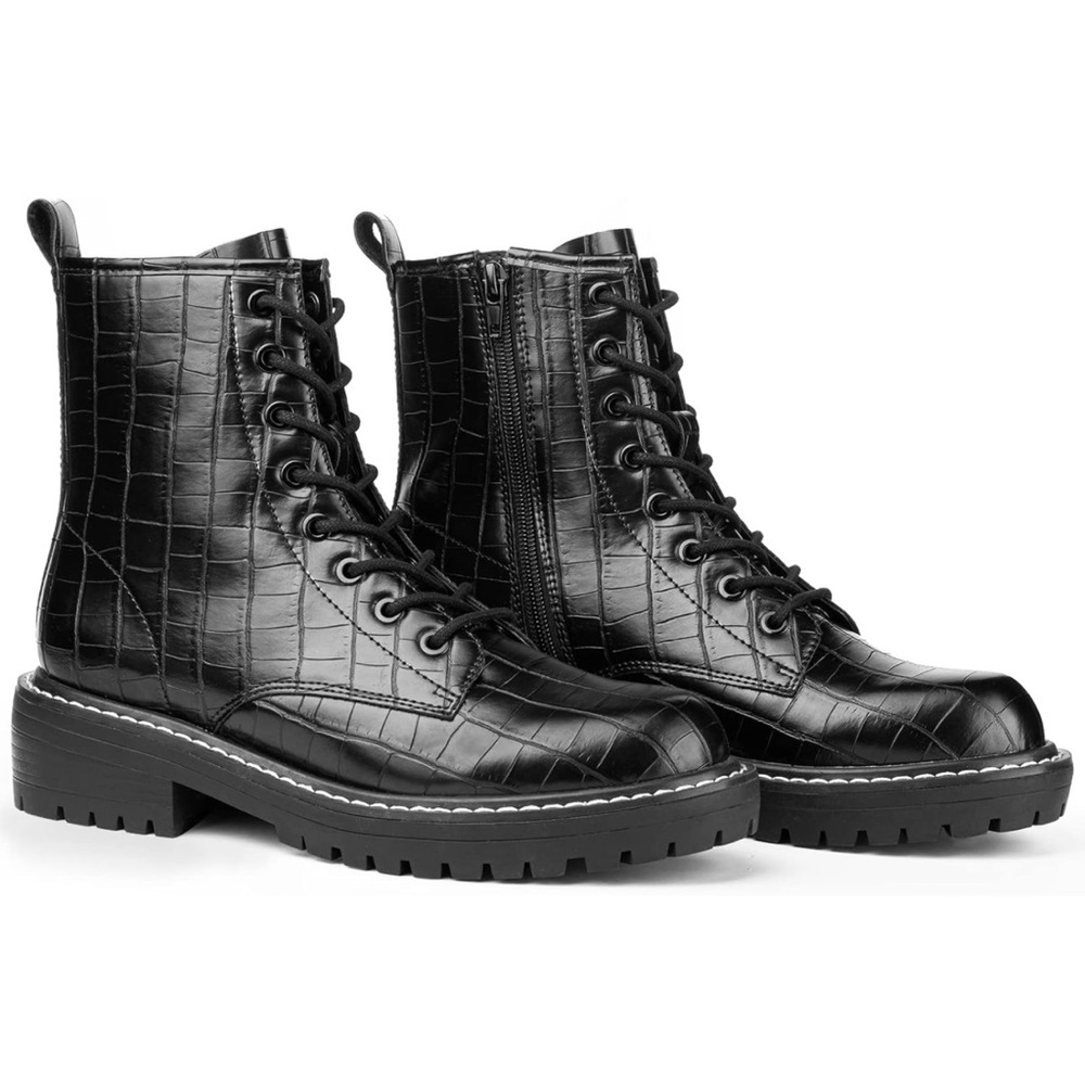 Women’s combat boots